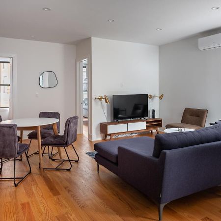 Three Bedroom Brooklynite Suite! ニューヨーク エクステリア 写真